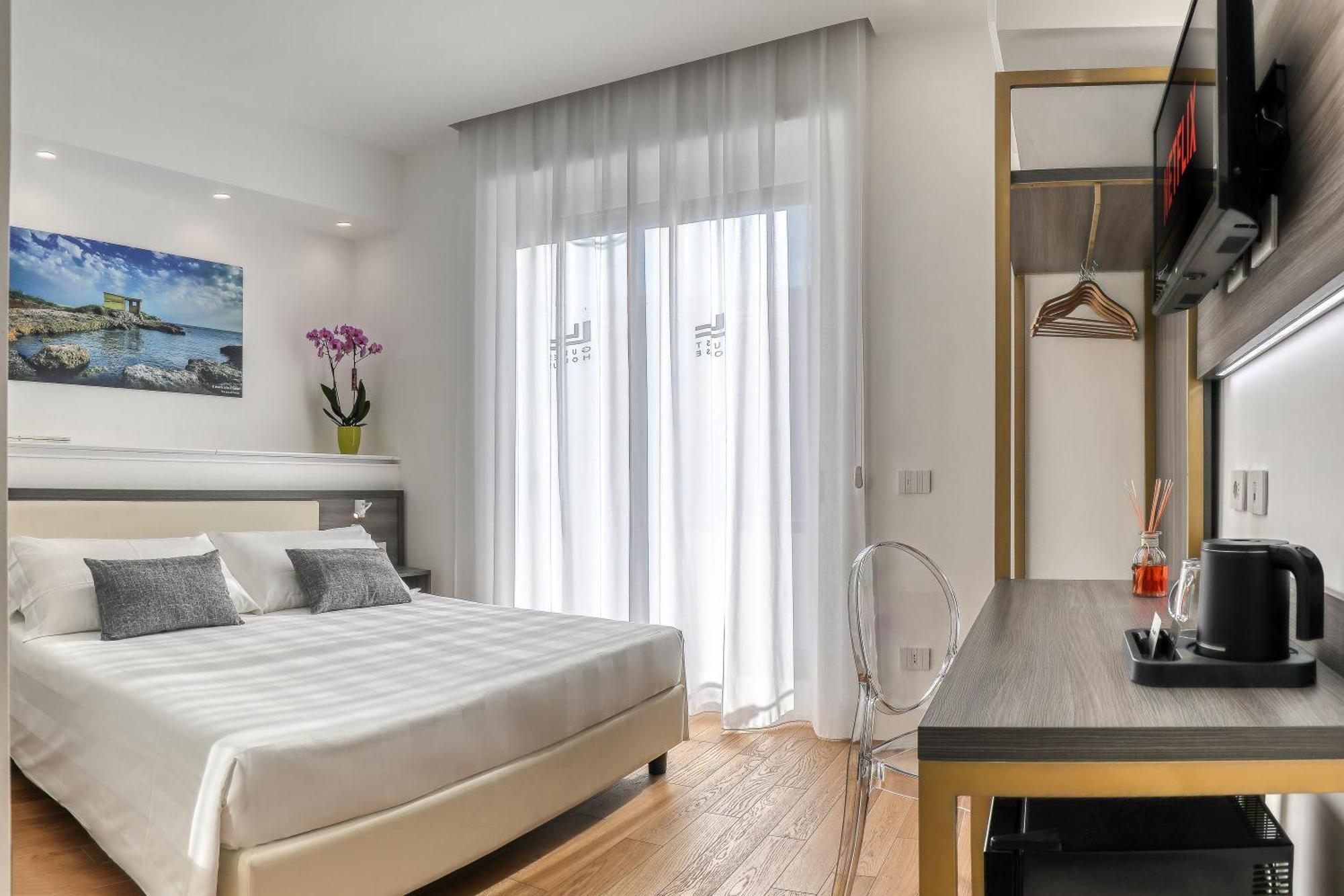 Gallery Suite Чивітавекк'я Номер фото